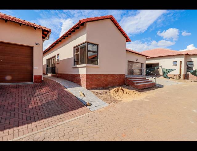 3 BEDROOM HOUSE SOLD IN XANADU